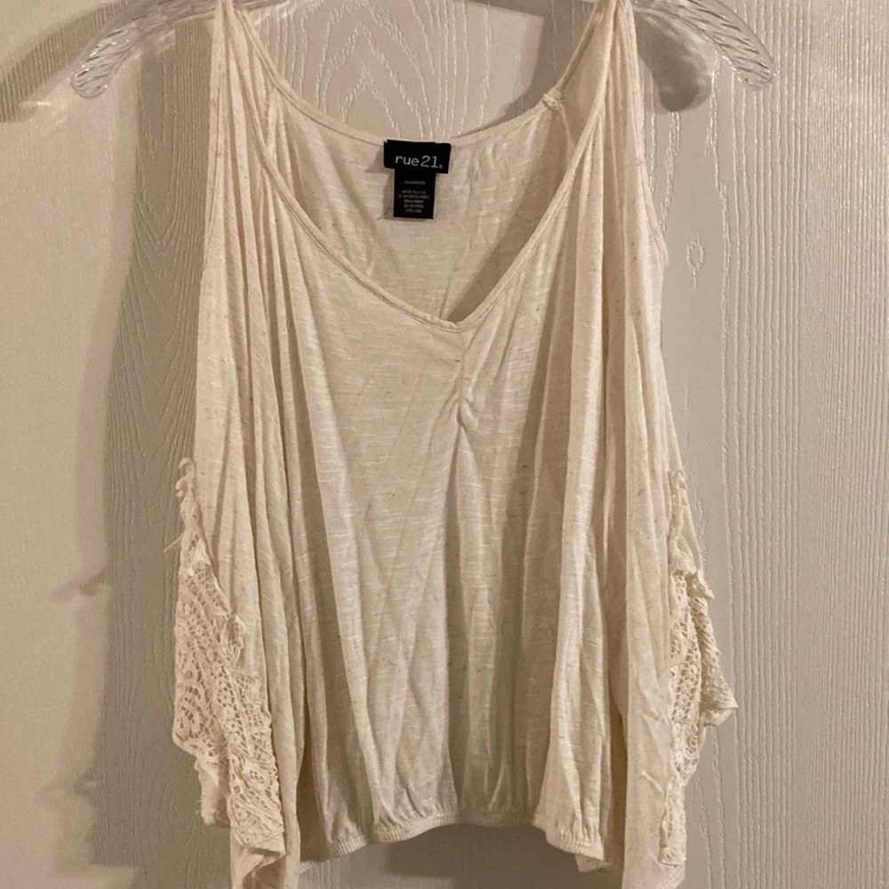 Rue 21 fashion top size large
